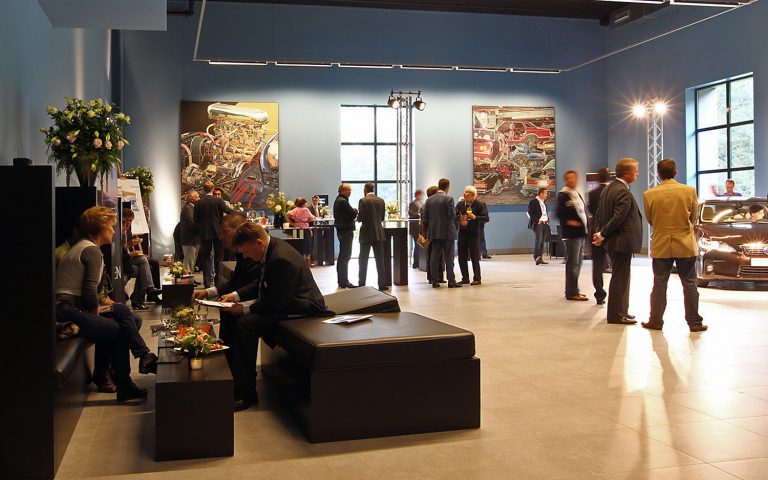 Shoichiro Toyoda Zaal Autopresentatie - 1